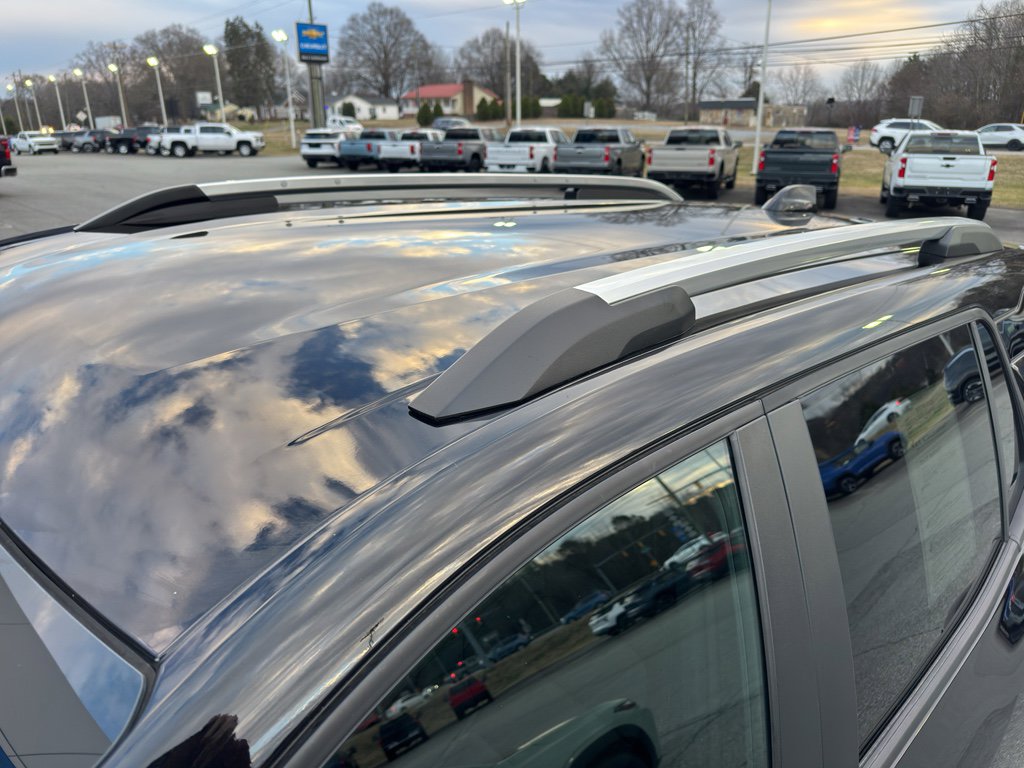 Used 2025 Chevrolet Equinox LT w/ Convenience Package II image 7