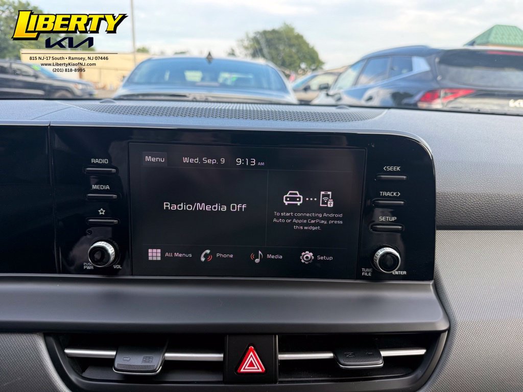 Used 2024 Kia Seltos LX AWD/4WD image 12