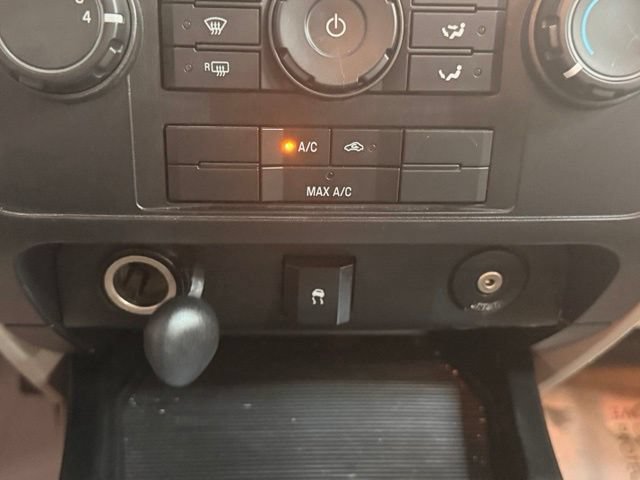 Used 2010 Ford Escape XLS FWD image 15