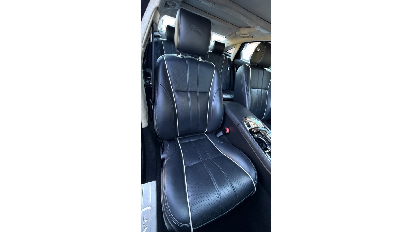 Used 2015 Jaguar XJ L Portfolio RWD image 16