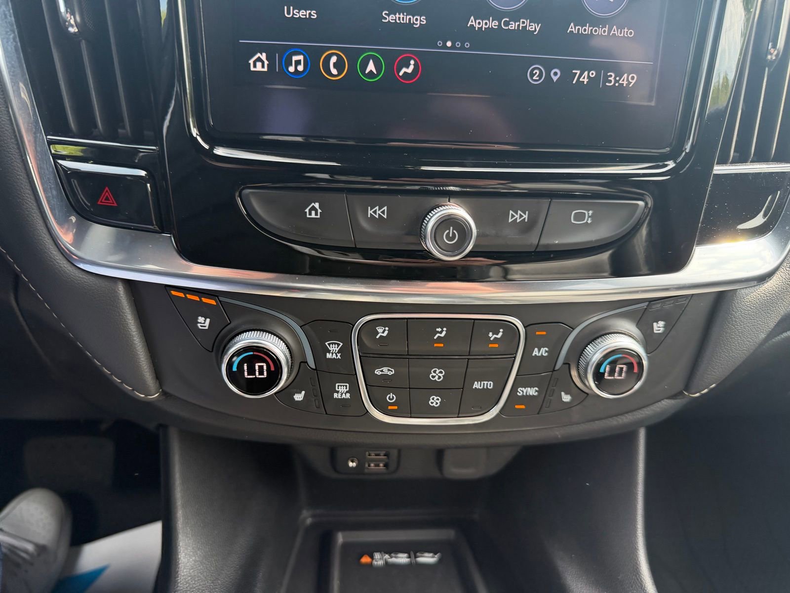 Used 2023 Chevrolet Traverse Premier w/ LPO, Floor Liner Package AWD/4WD image 13