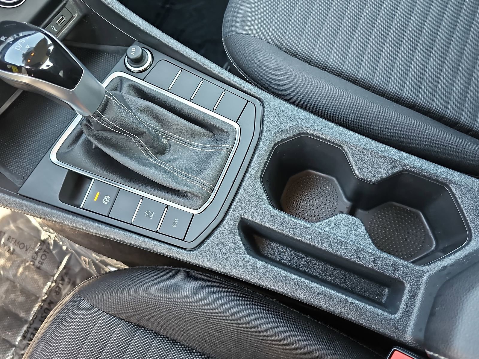 Used 2022 Volkswagen Jetta S image 23