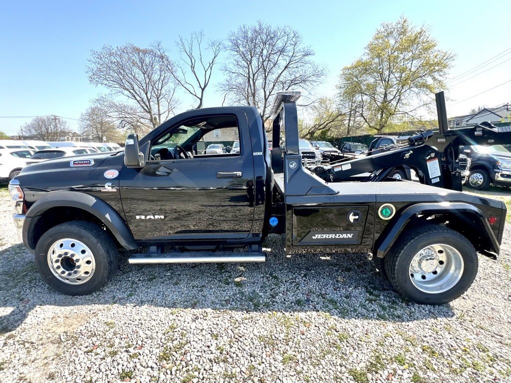 New 2024 RAM 4500 SLT w/ Quick Order Package 2YG SLT image 5