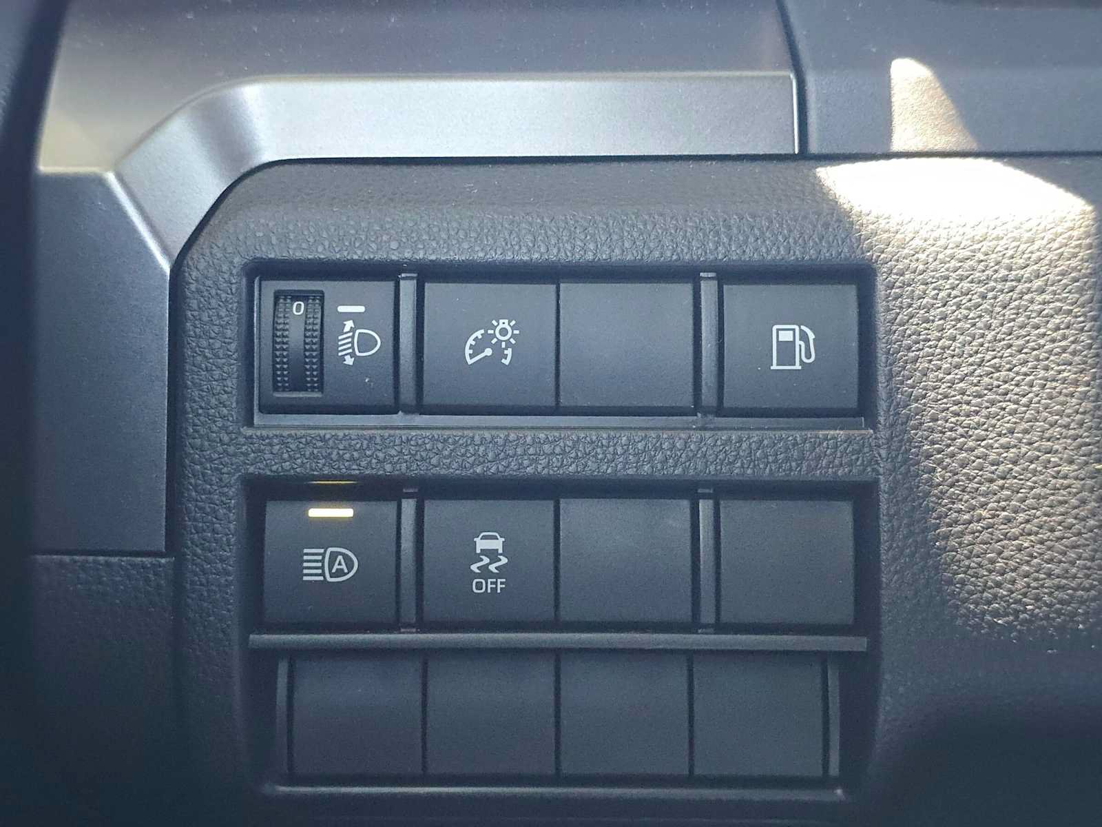 Certified 2026 Toyota 4Runner SR5 AWD/4WD image 32