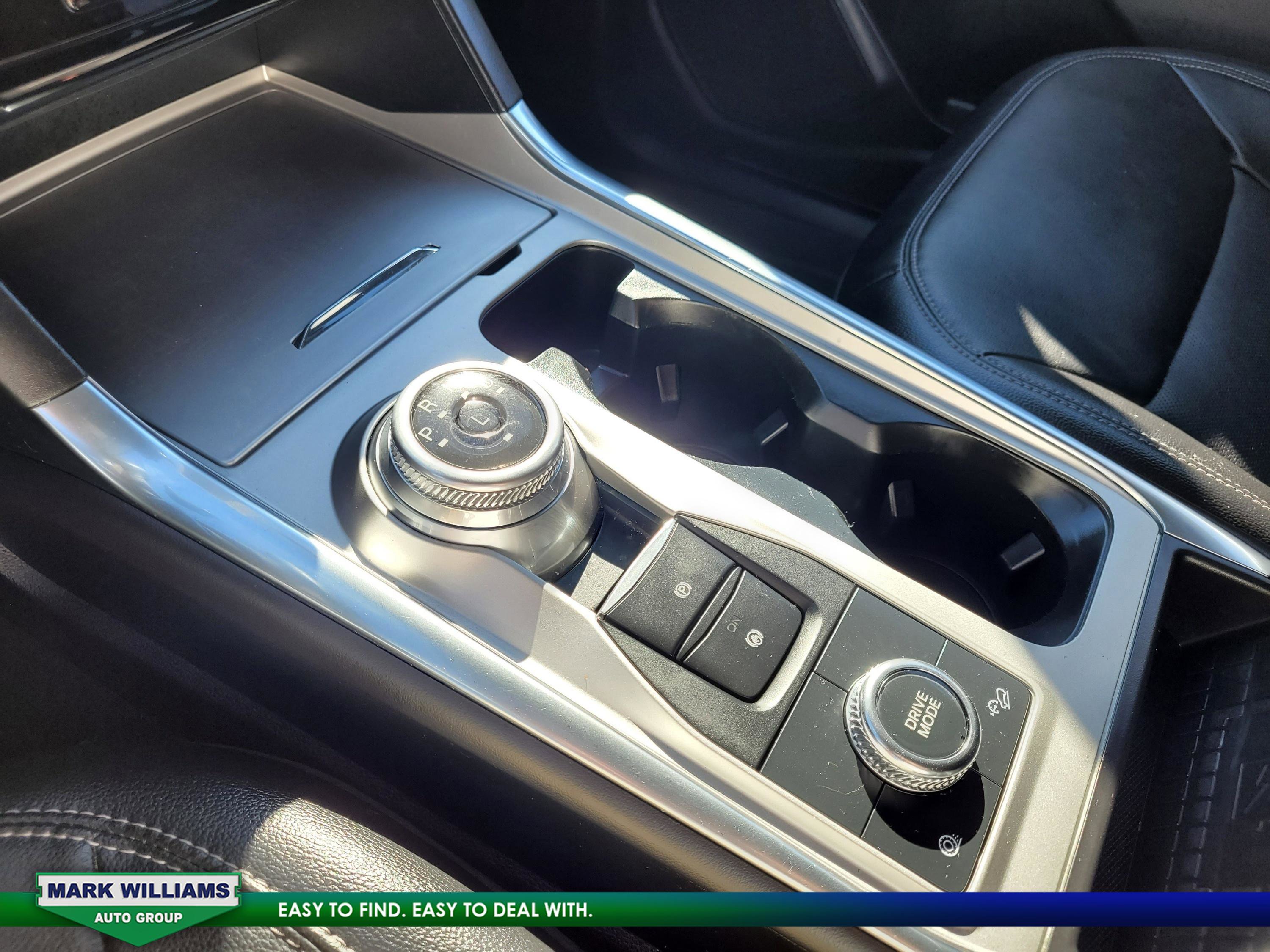 Used 2023 Ford Explorer Limited w/ Limited Technology Package image 25