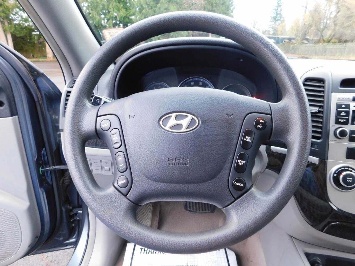 Used 2008 Hyundai Santa Fe GLS image 9