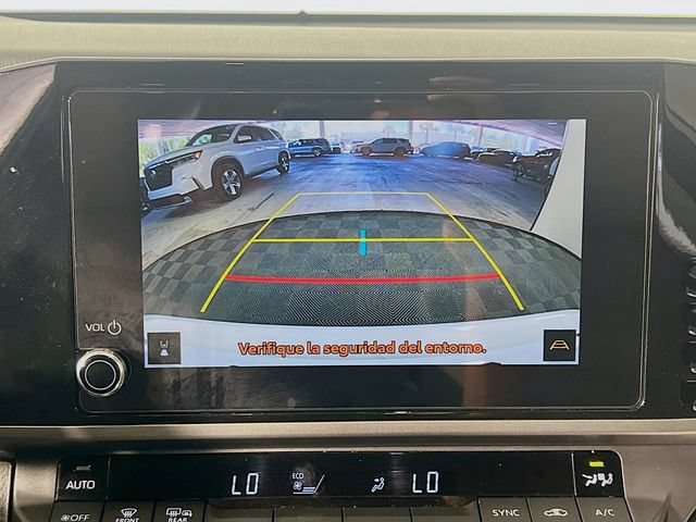 Used 2025 Toyota Camry SE FWD image 22