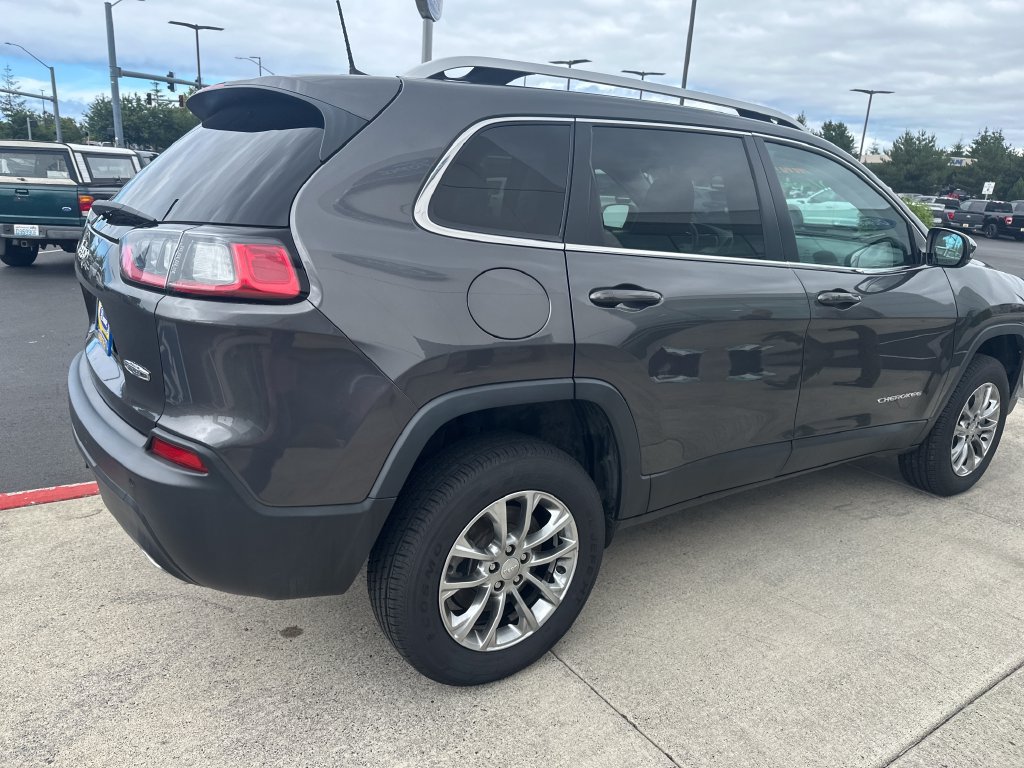 Used 2021 Jeep Cherokee Latitude Lux w/ Sun & Sound Group AWD/4WD image 4