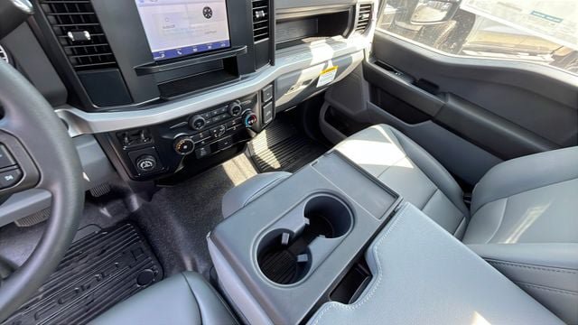 New 2024 Ford F350 XL w/ 360-Degree Camera Package RWD image 33