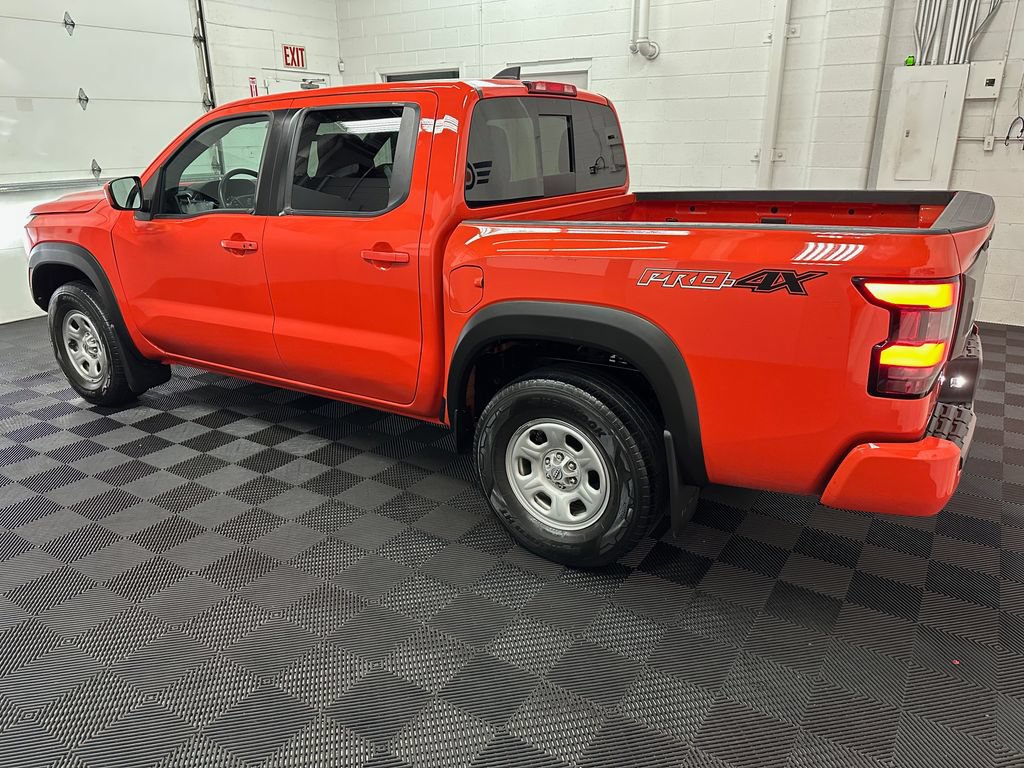 Used 2025 Nissan Frontier PRO-4X w/ Tow Package AWD/4WD image 6