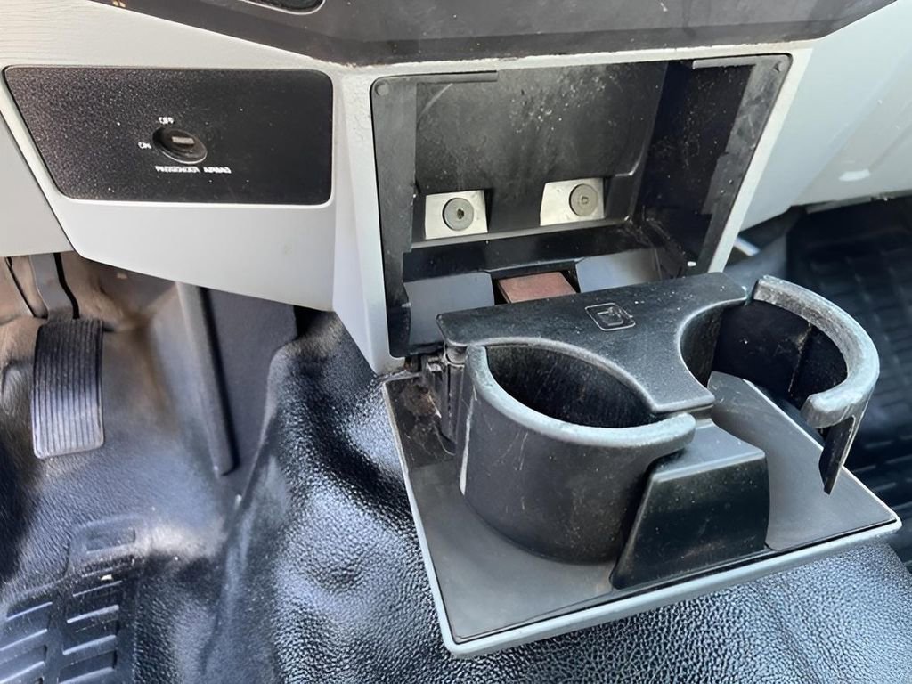 Used 2011 Ford F250 XL w/ XL Value Pkg image 15