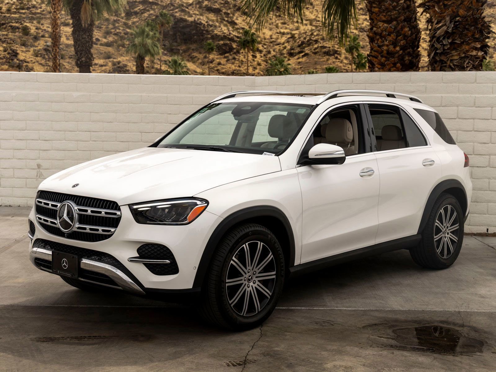 Used 2025 Mercedes-Benz GLE 350 4MATIC image 5