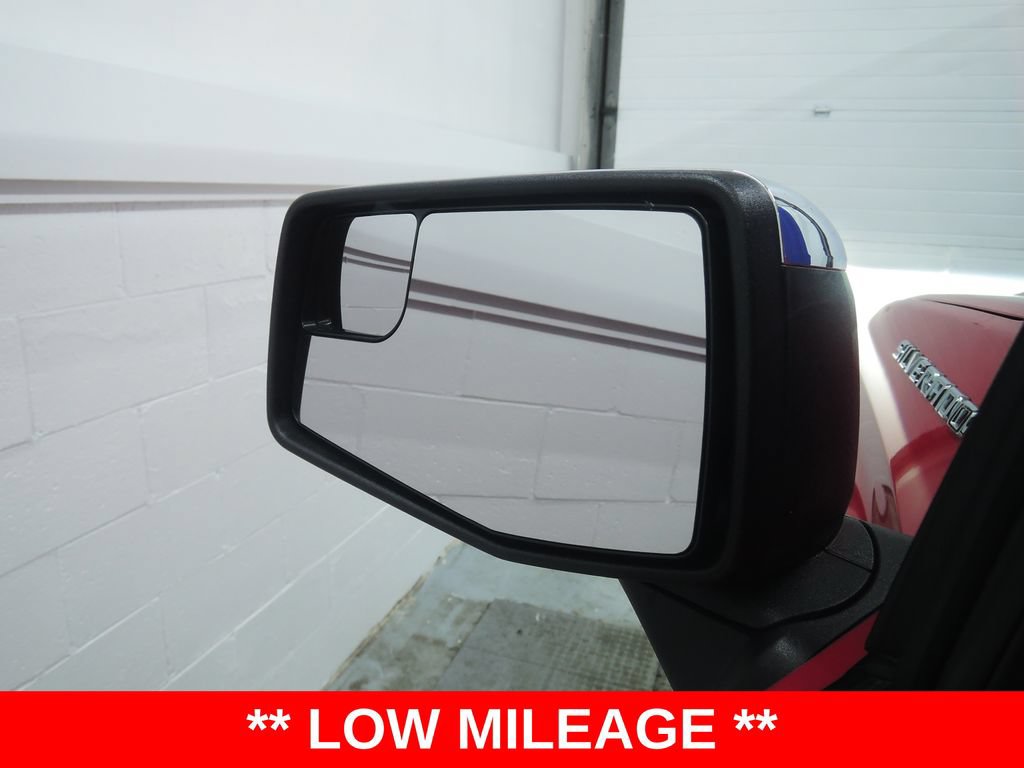 Used 2025 Chevrolet Silverado 1500 LT AWD/4WD image 26