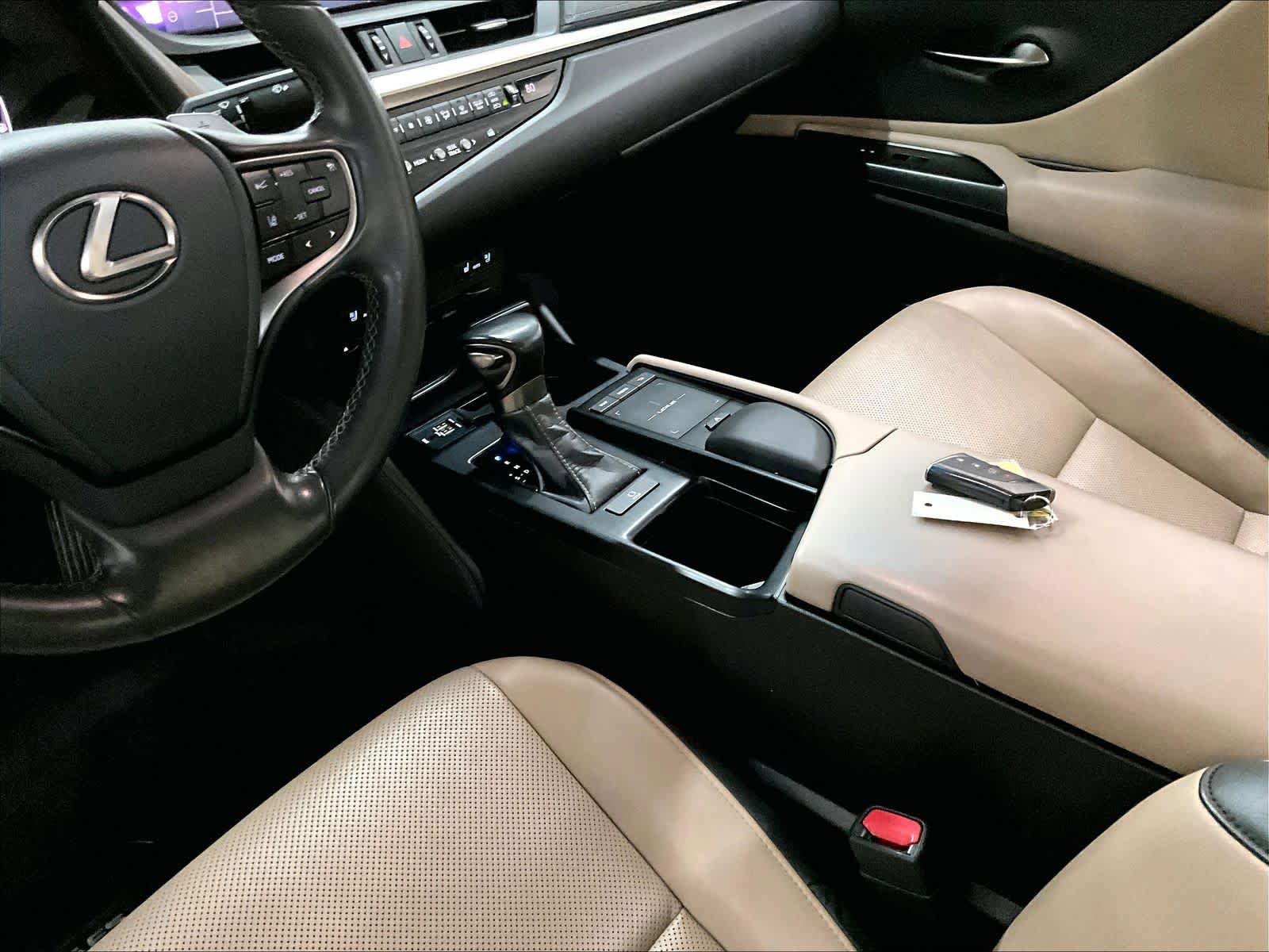 Used 2020 Lexus ES 350 w/ Premium Package FWD image 18