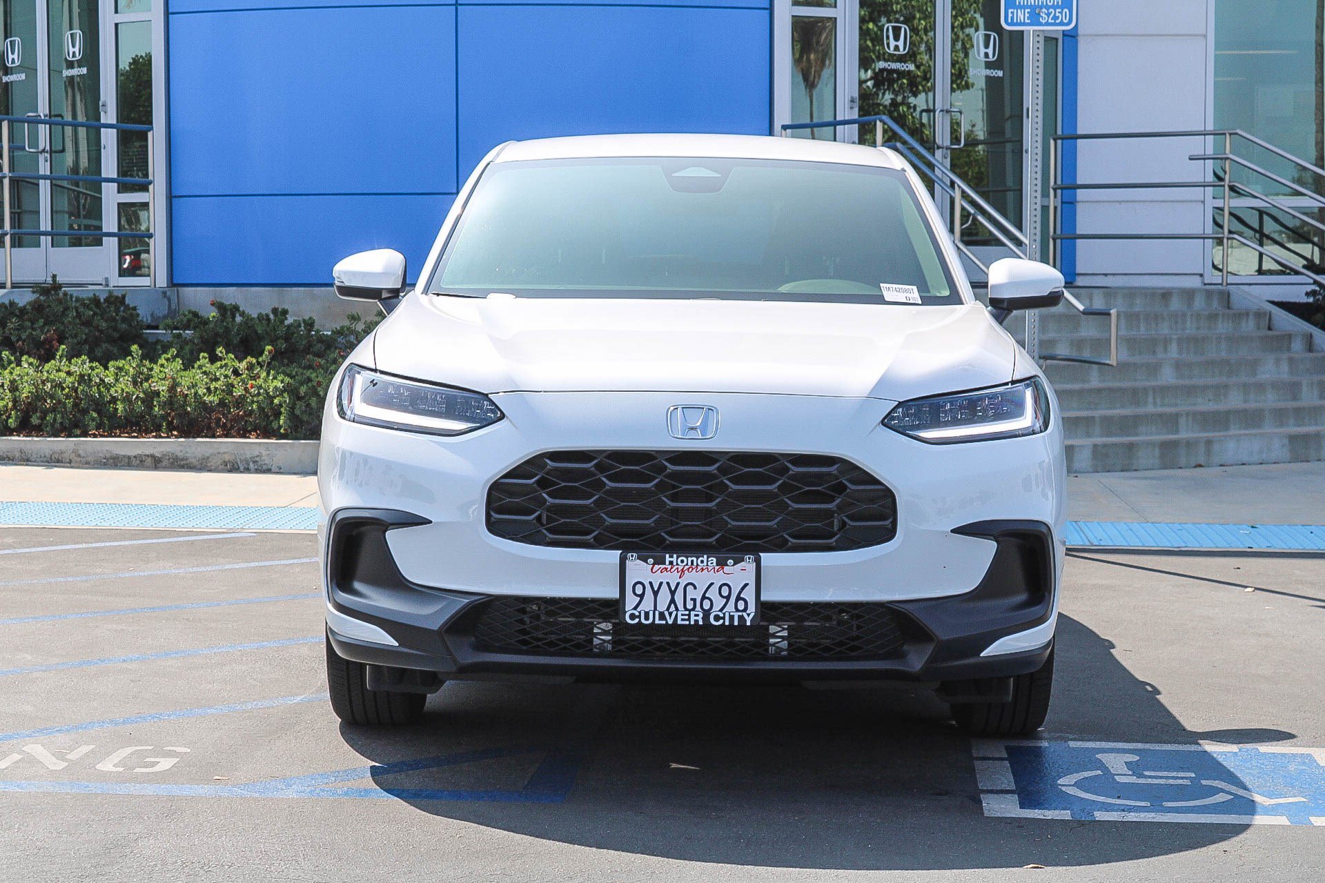Used 2026 Honda HR-V LX image 2