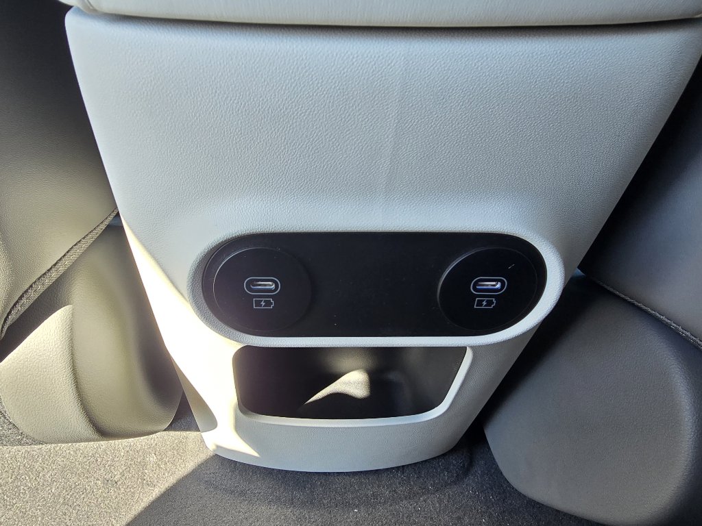 New 2025 Hyundai Ioniq 5 SEL image 28