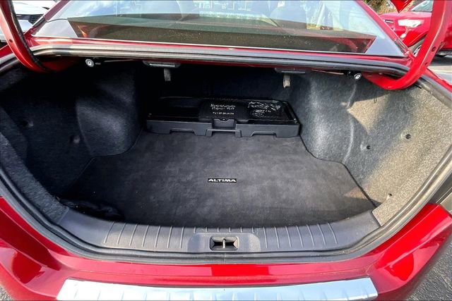 Used 2023 Nissan Altima 2.5 SR w/ SR Premium Package image 21