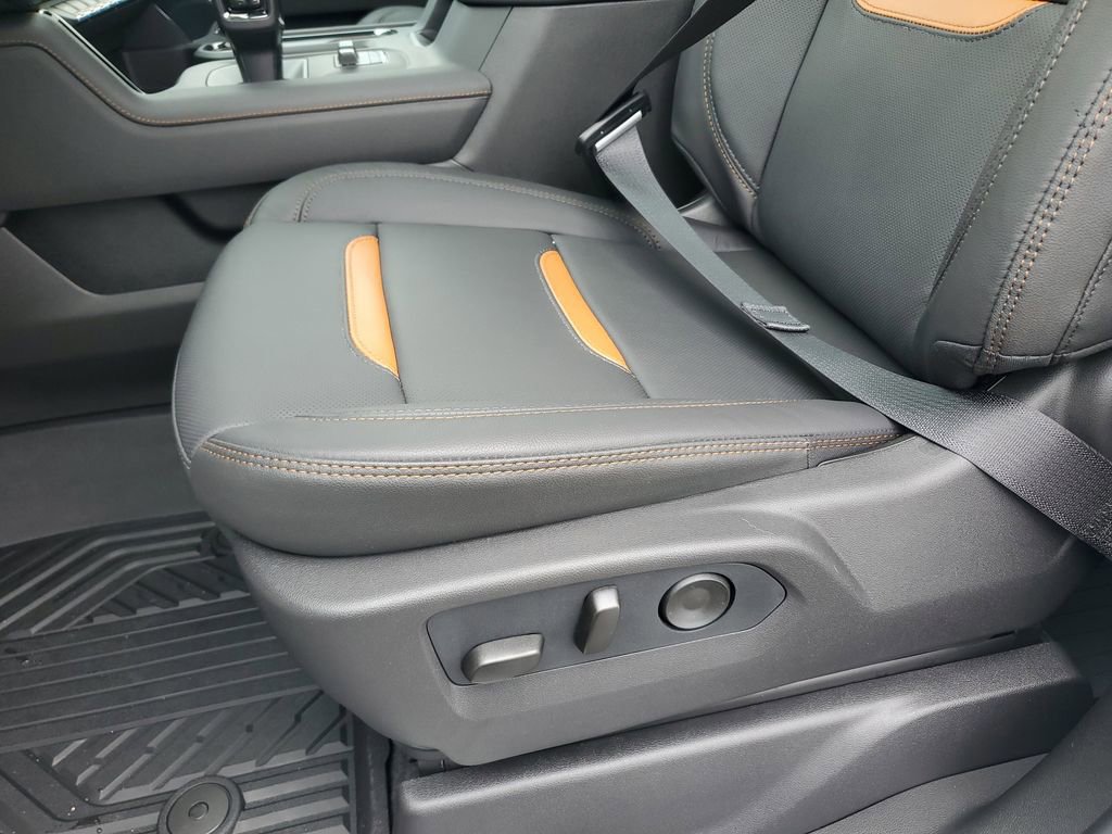 New 2026 GMC Sierra 1500 AT4 w/ Technology Package image 15