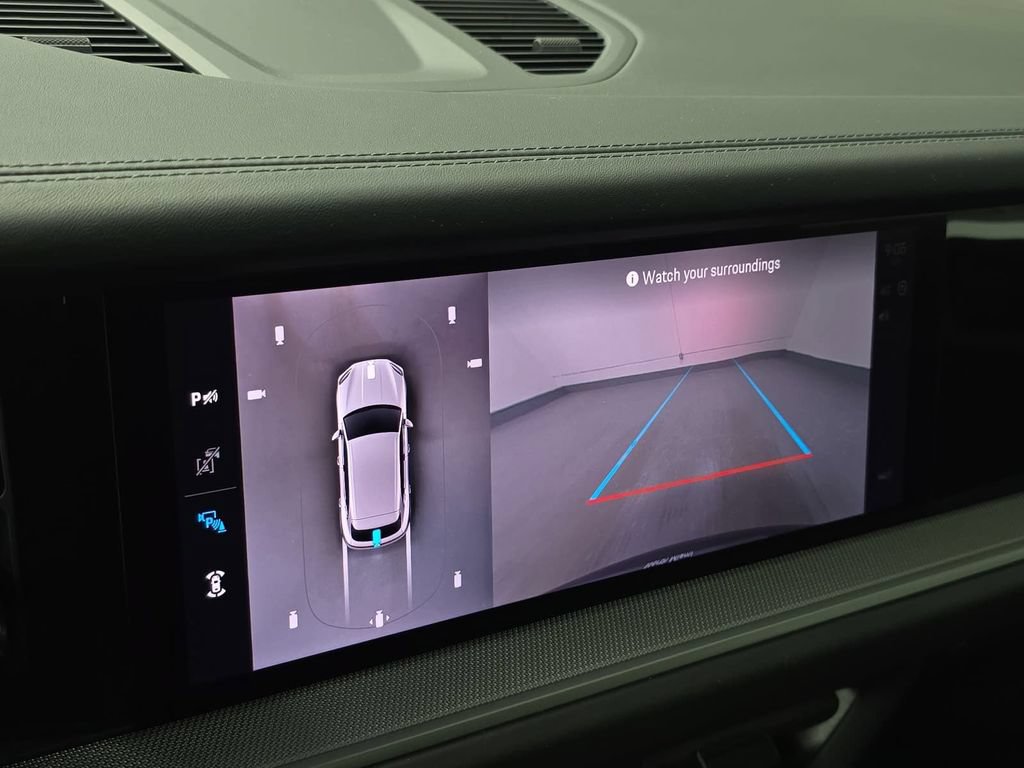 New 2026 Porsche Cayenne S AWD/4WD image 18