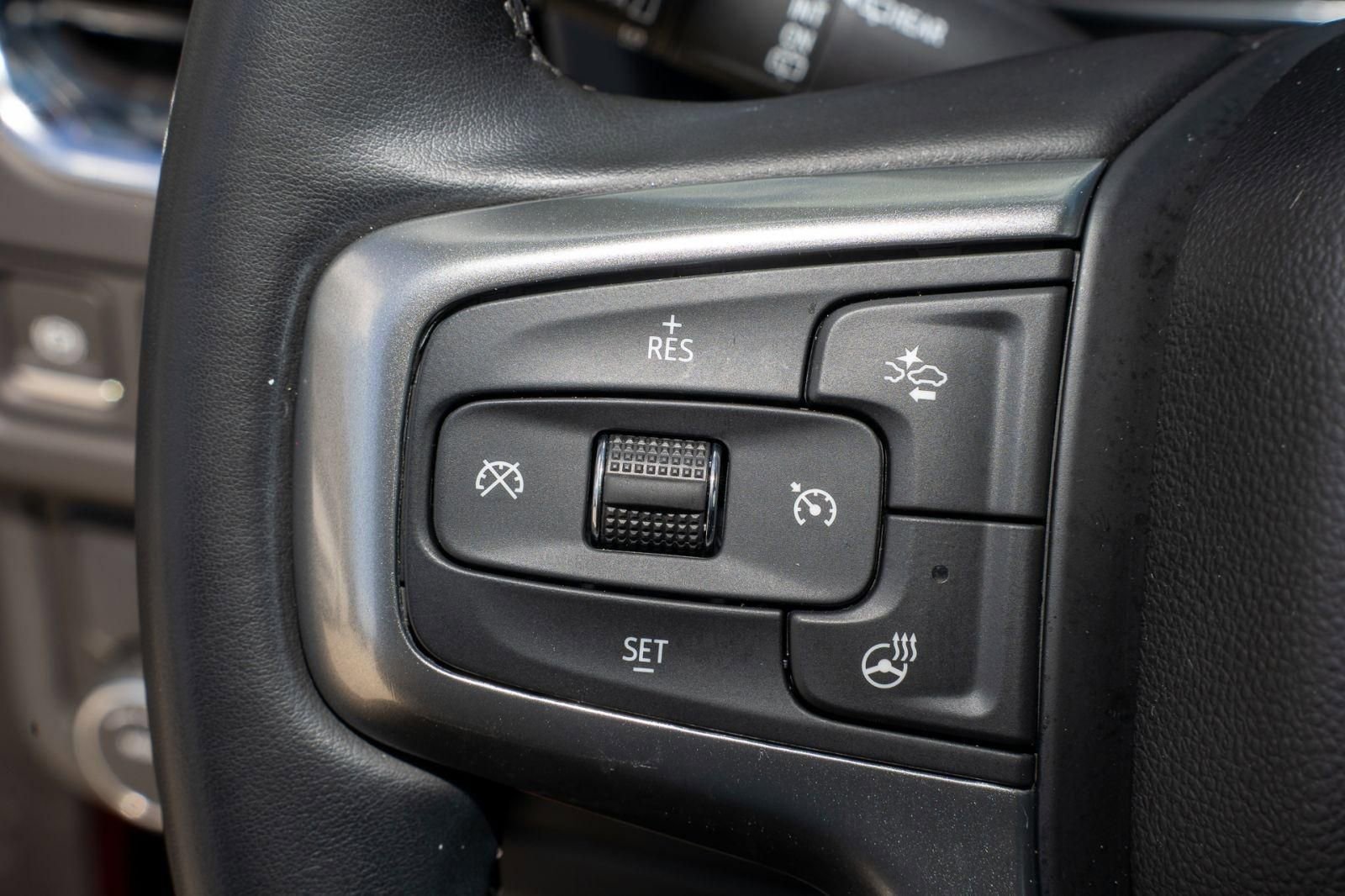 Used 2023 Chevrolet Tahoe LT w/ Luxury Package image 32