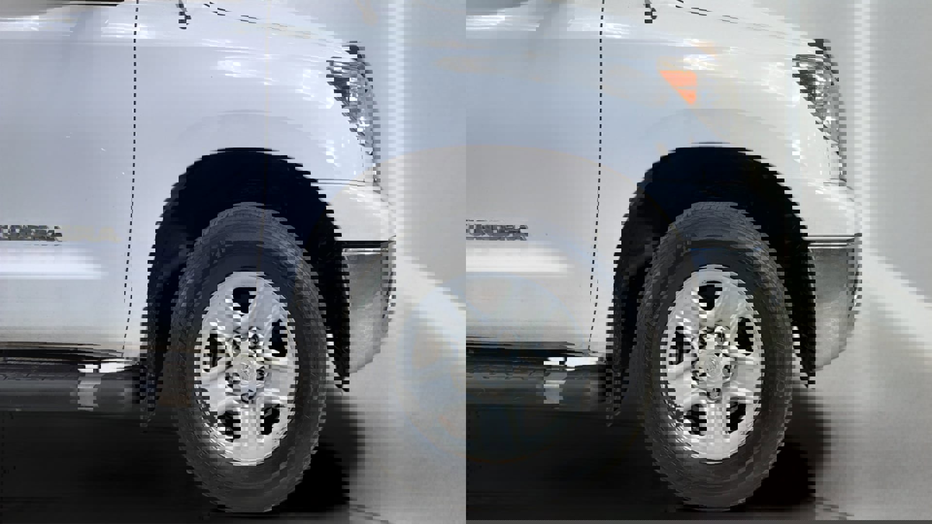 Used 2012 Toyota Tundra 2WD Double Cab w/ Tow Pkg image 34