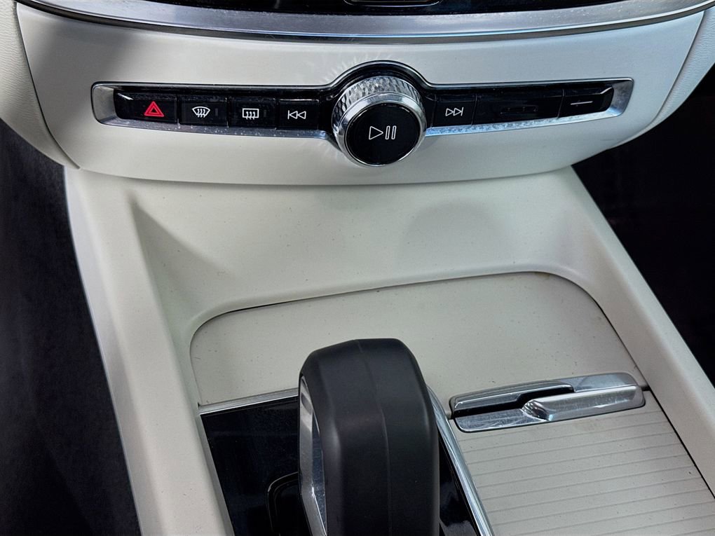 Used 2024 Volvo S60 B5 Core image 21