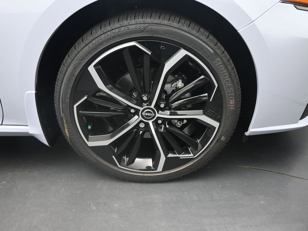 New 2025 Nissan Altima 2.5 SR image 22