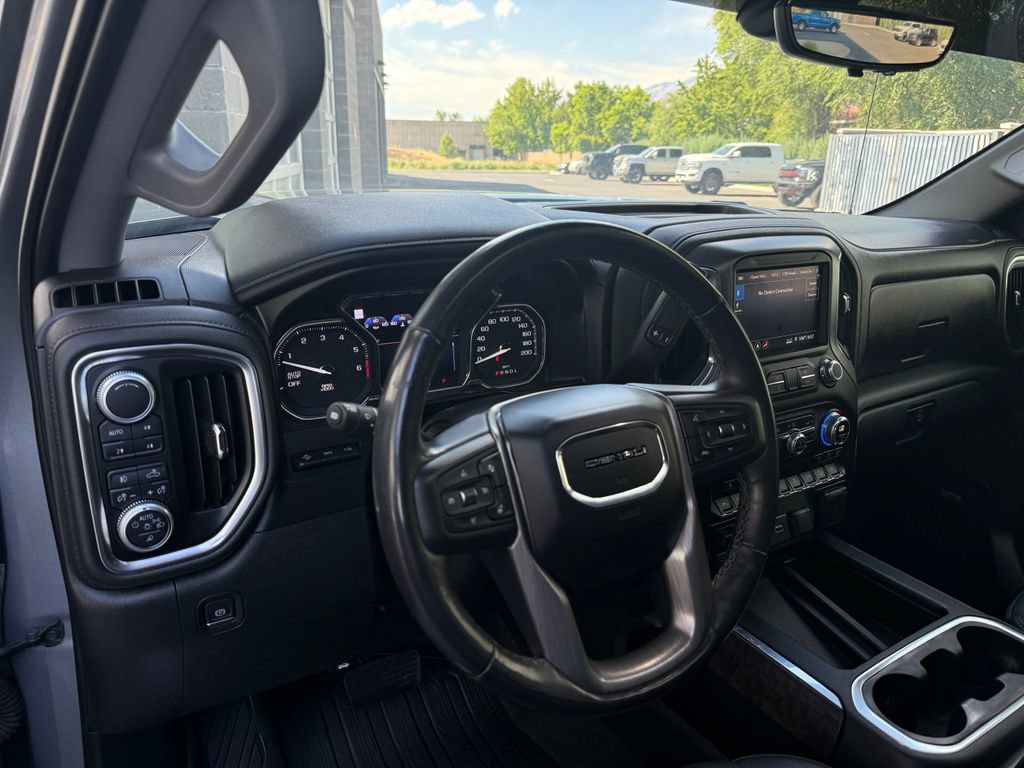 Used 2019 GMC Sierra 1500 Denali w/ Denali Ultimate Package AWD/4WD image 24