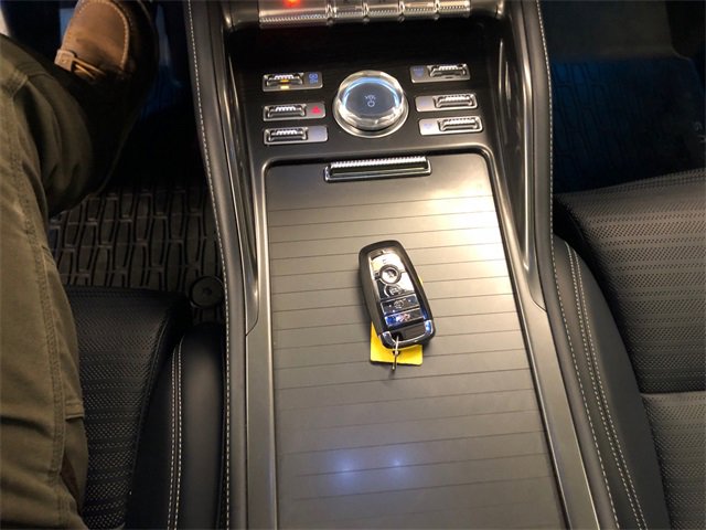 Used 2024 Lincoln Nautilus Reserve w/ Equipment Group 203A image 27