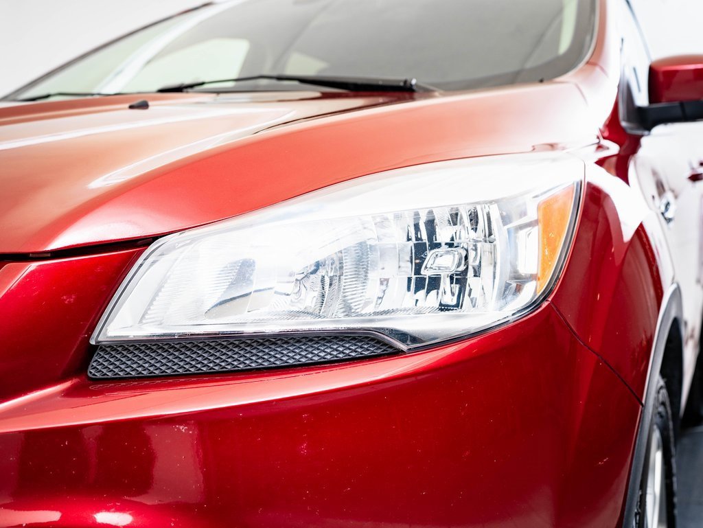 Used 2016 Ford Escape Titanium image 15