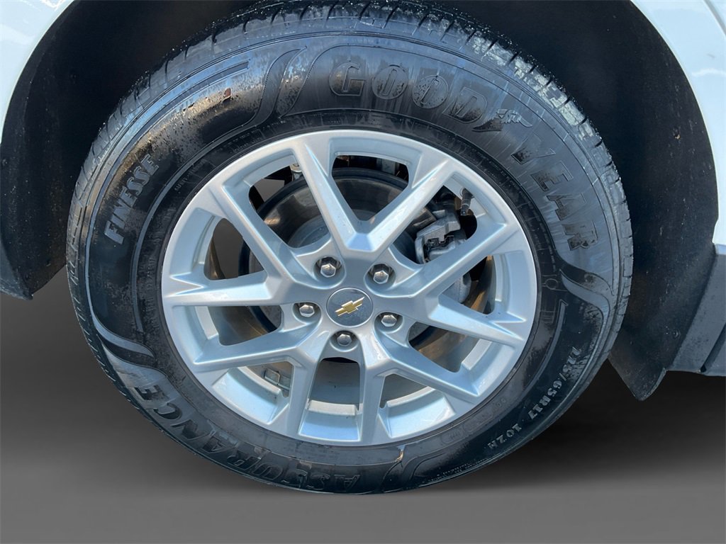 Used 2024 Chevrolet Equinox LT image 10