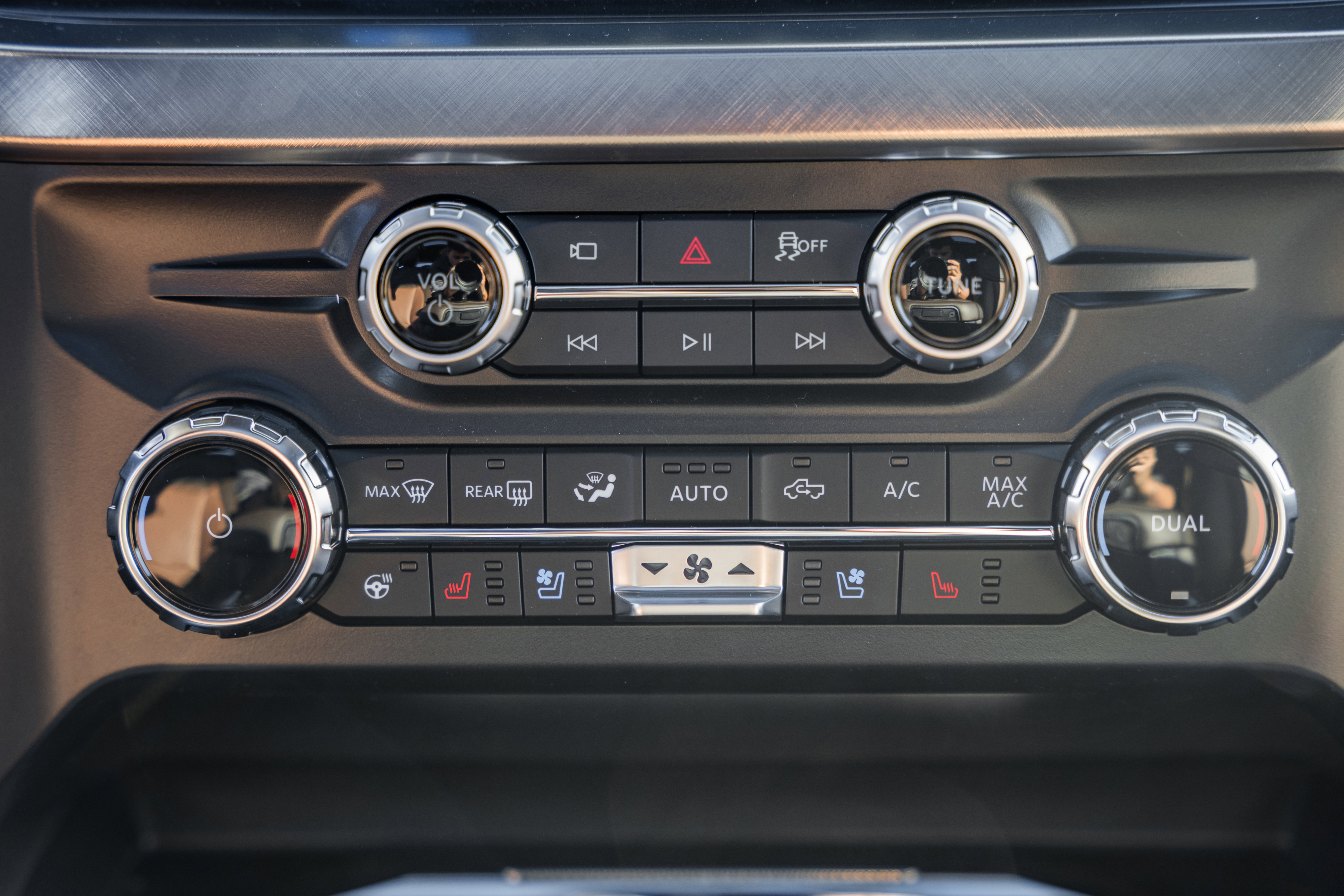 New 2026 Ford F350 King Ranch w/ Chrome Package image 28