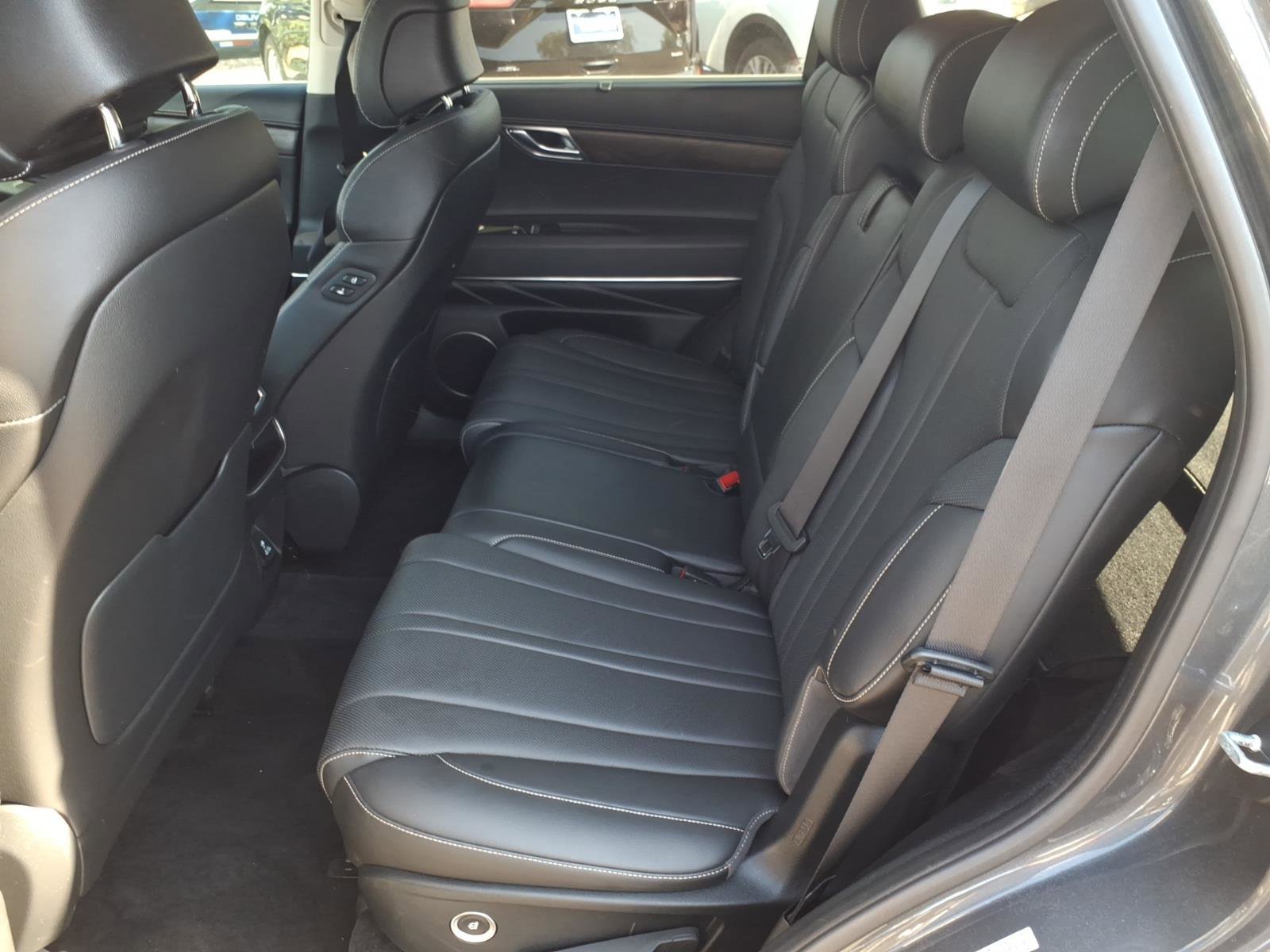 Used 2021 Genesis GV80 3.5T image 16