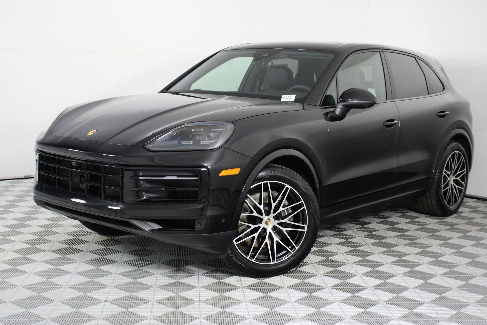 Certified 2025 Porsche Cayenne