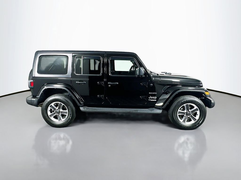 Used 2022 Jeep Wrangler Unlimited Sahara w/ Cold Weather Group image 8