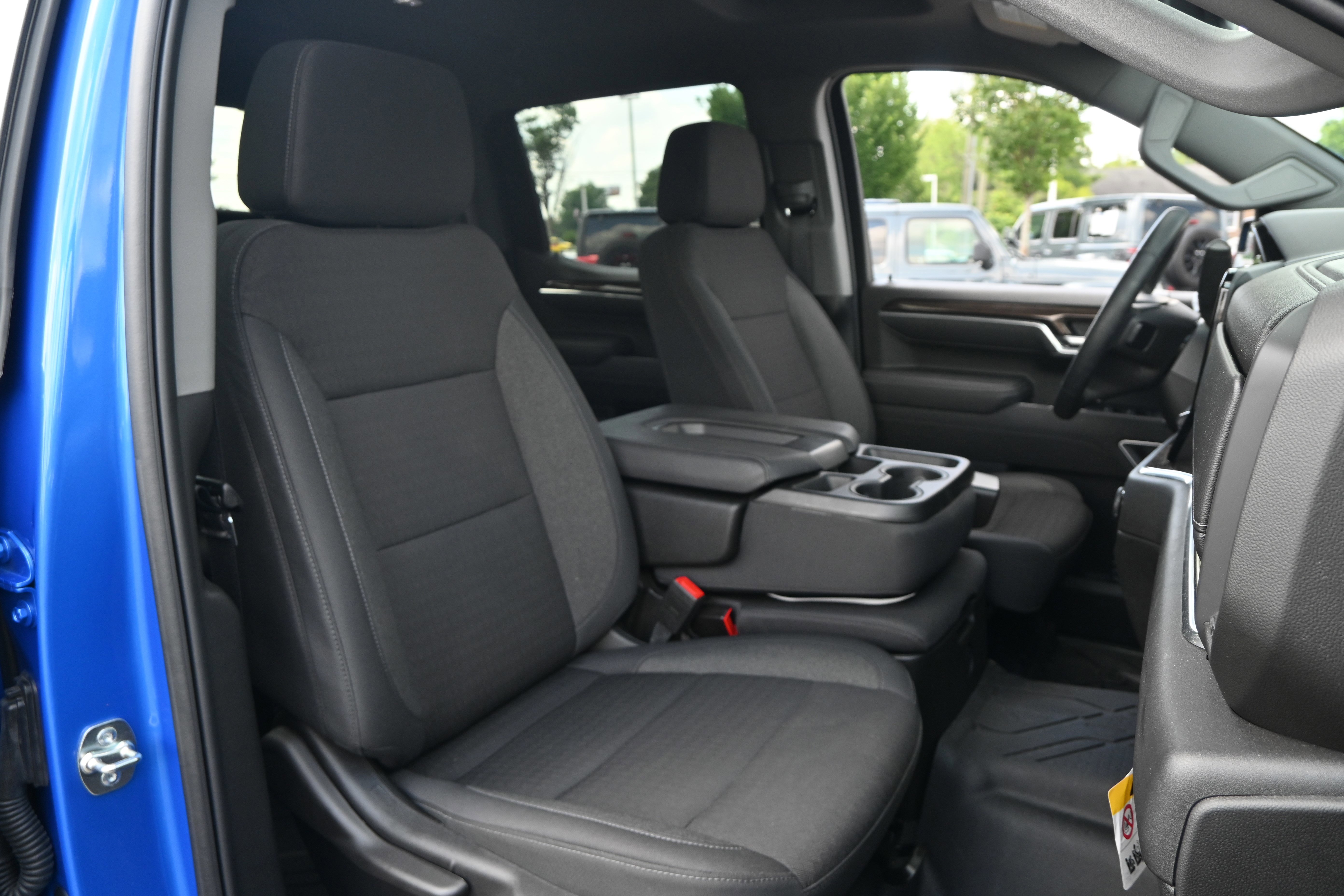 Used 2026 Chevrolet Silverado 1500 LT w/ LPO, Liner Protection Package AWD/4WD image 63