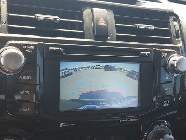 Used 2018 Toyota 4Runner TRD Off-Road AWD/4WD image 28