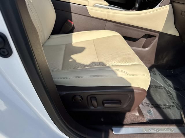 Used 2020 Lexus RX 350 FWD w/ Accessory Package image 17