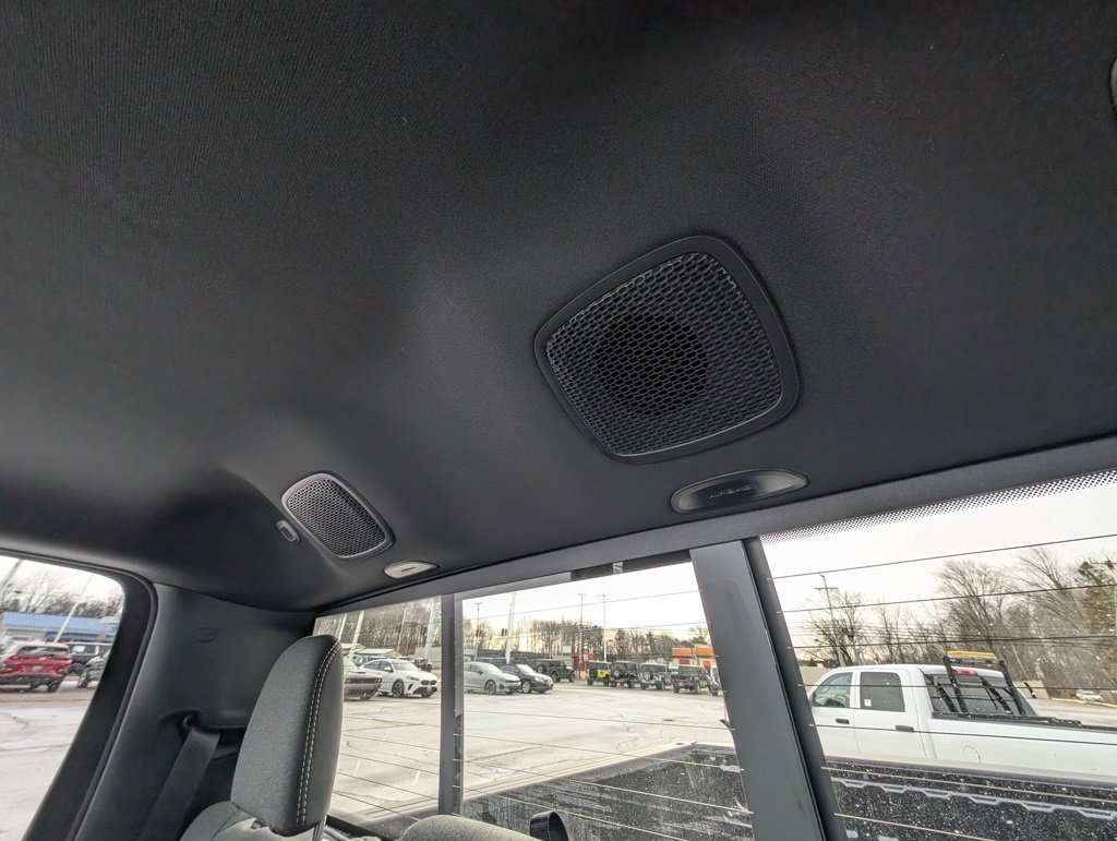 New 2026 RAM 1500 4x4 Crew Cab image 18