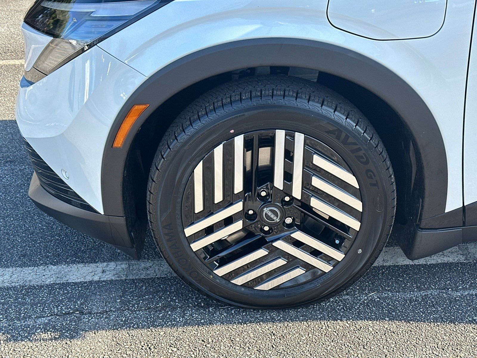 New 2026 Nissan Leaf SV+ w/ Floor Mat Package (SV+) FWD image 11