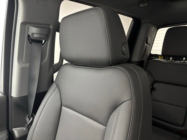 New 2026 GMC Sierra 2500 SLT w/ SLT Premium Package AWD/4WD image 43