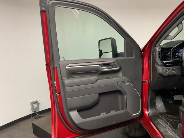 New 2026 Chevrolet Silverado 2500 LTZ w/ LTZ Convenience Package image 9