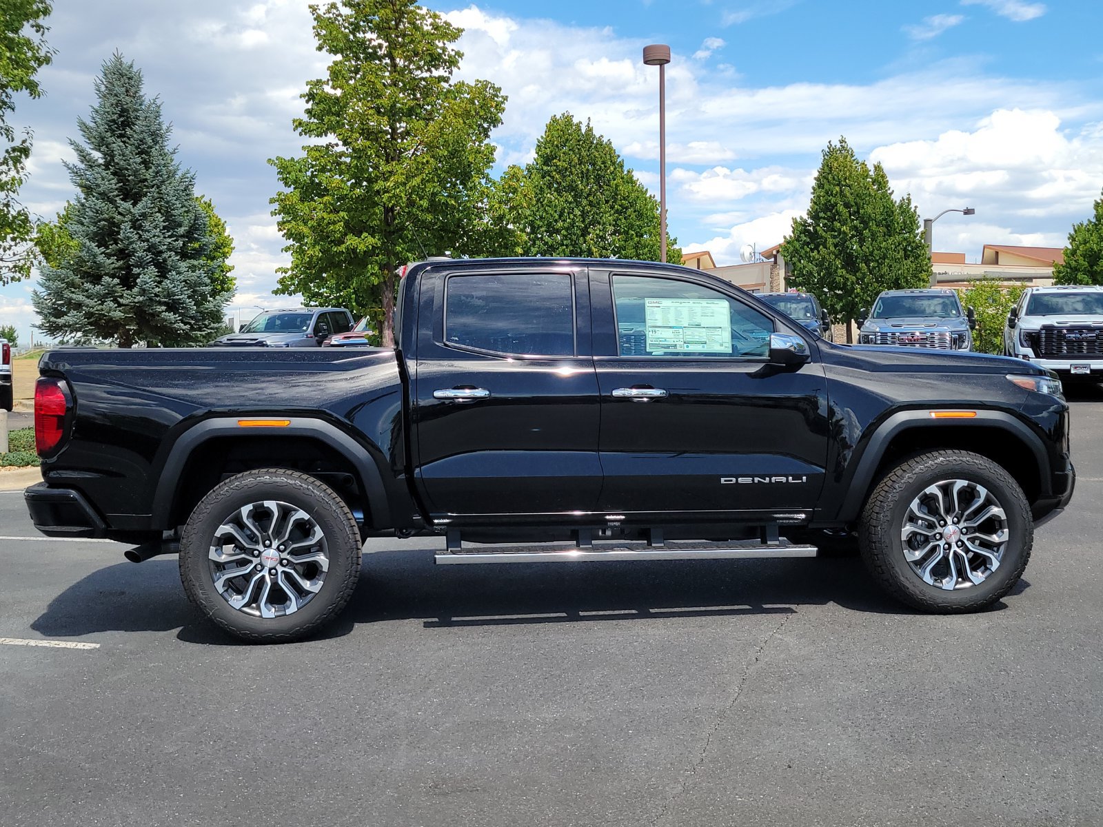 New 2026 GMC Canyon Denali AWD/4WD image 2