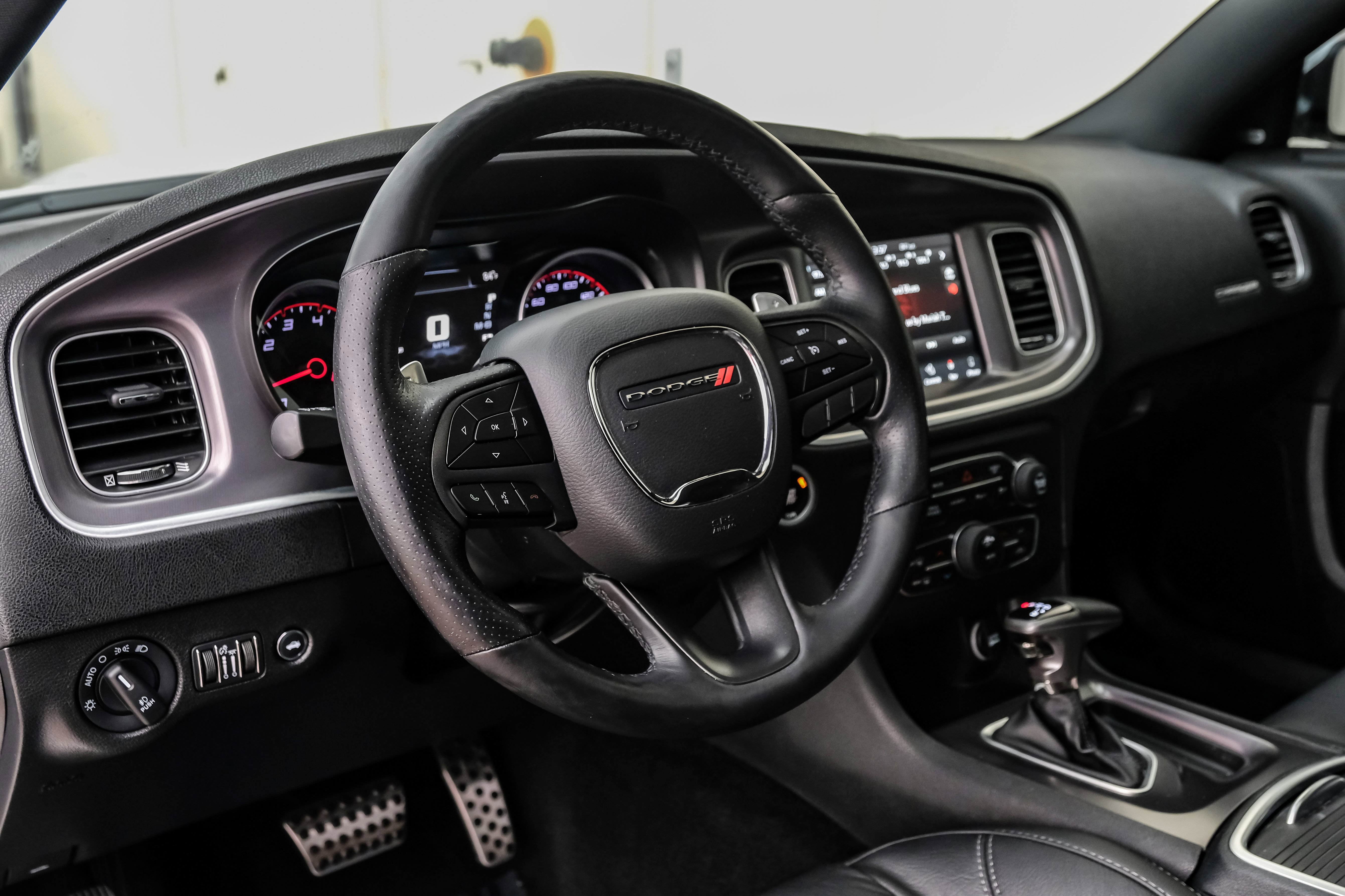 Used 2019 Dodge Charger Scat Pack w/ Navigation & Travel Group RWD image 15