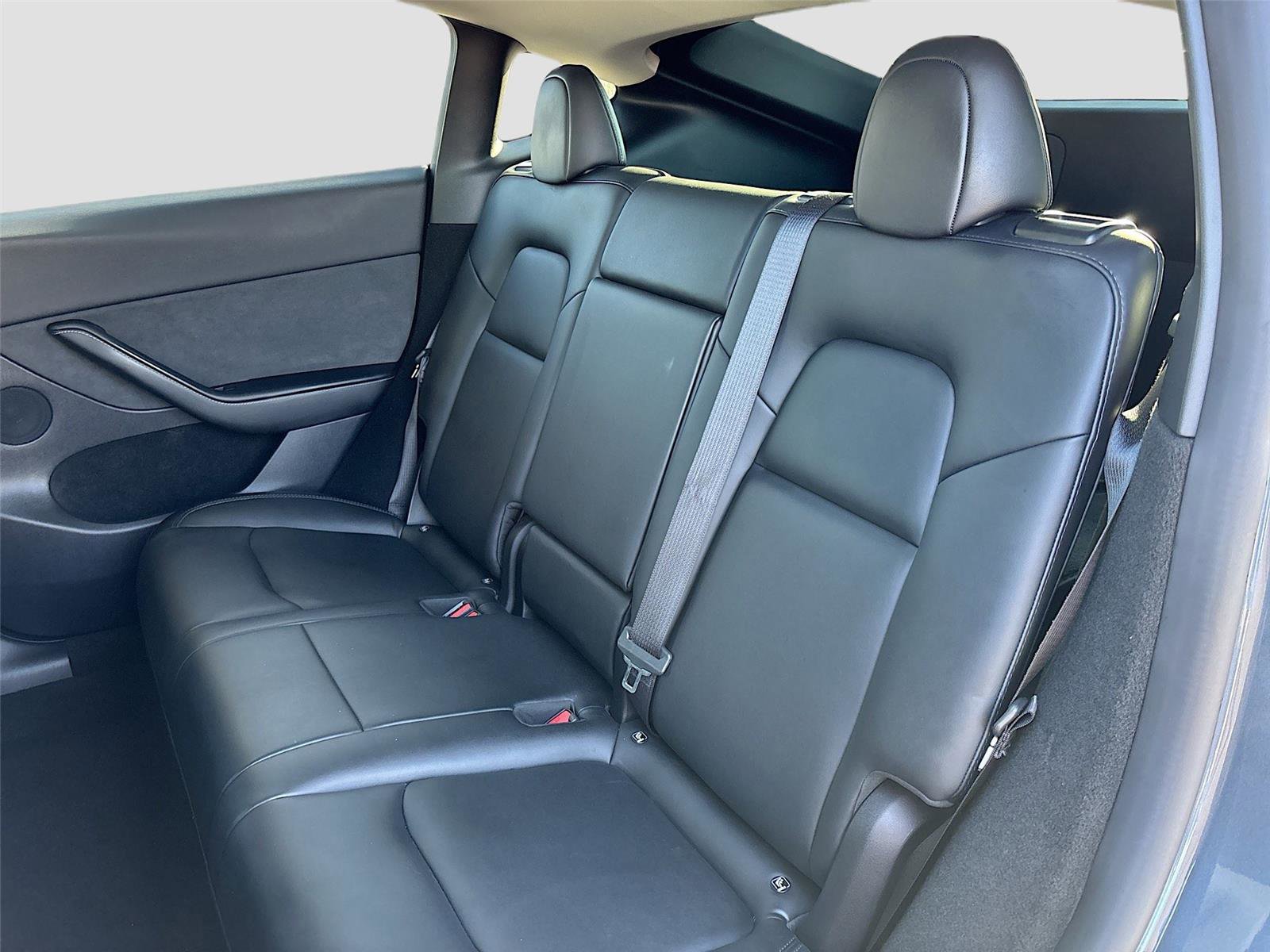 Used 2023 Tesla Model Y Long Range image 26