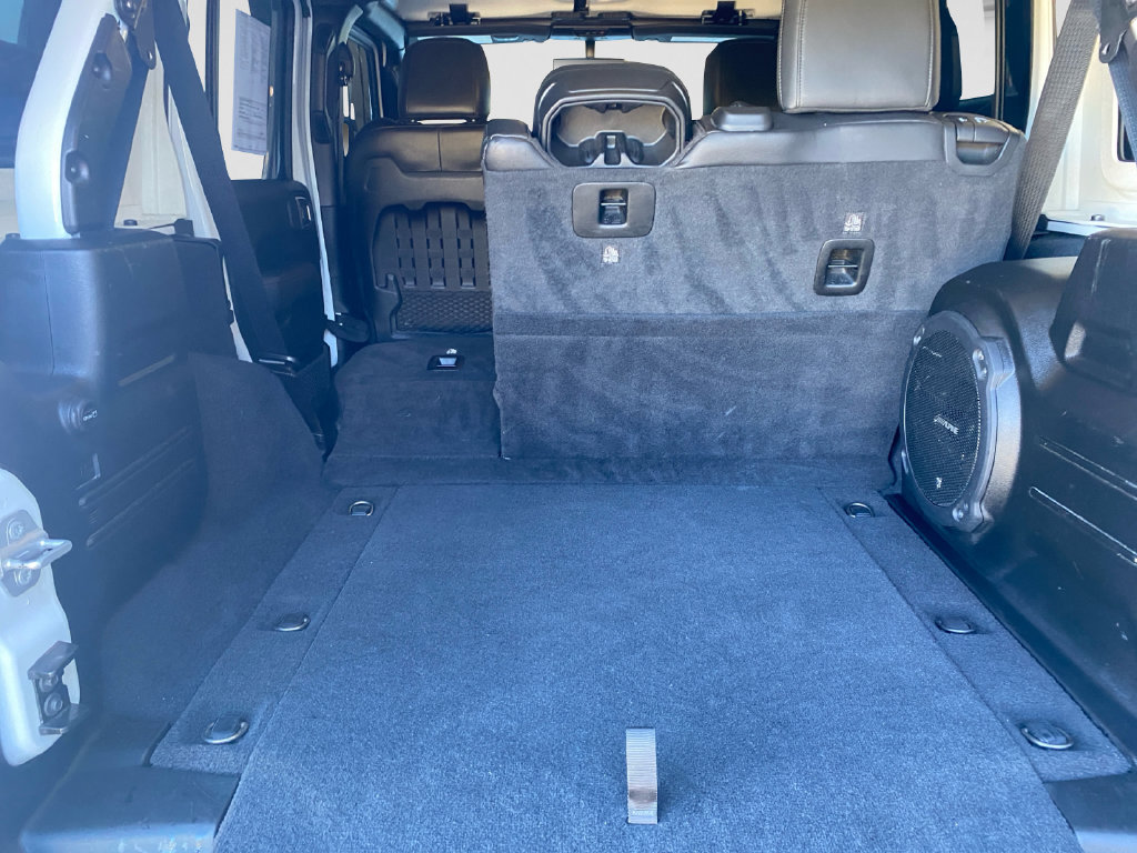 Used 2021 Jeep Wrangler Unlimited Rubicon AWD/4WD image 15