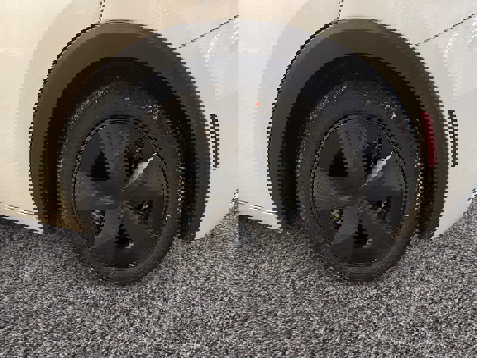 New 2026 Toyota Prius LE FWD image 14