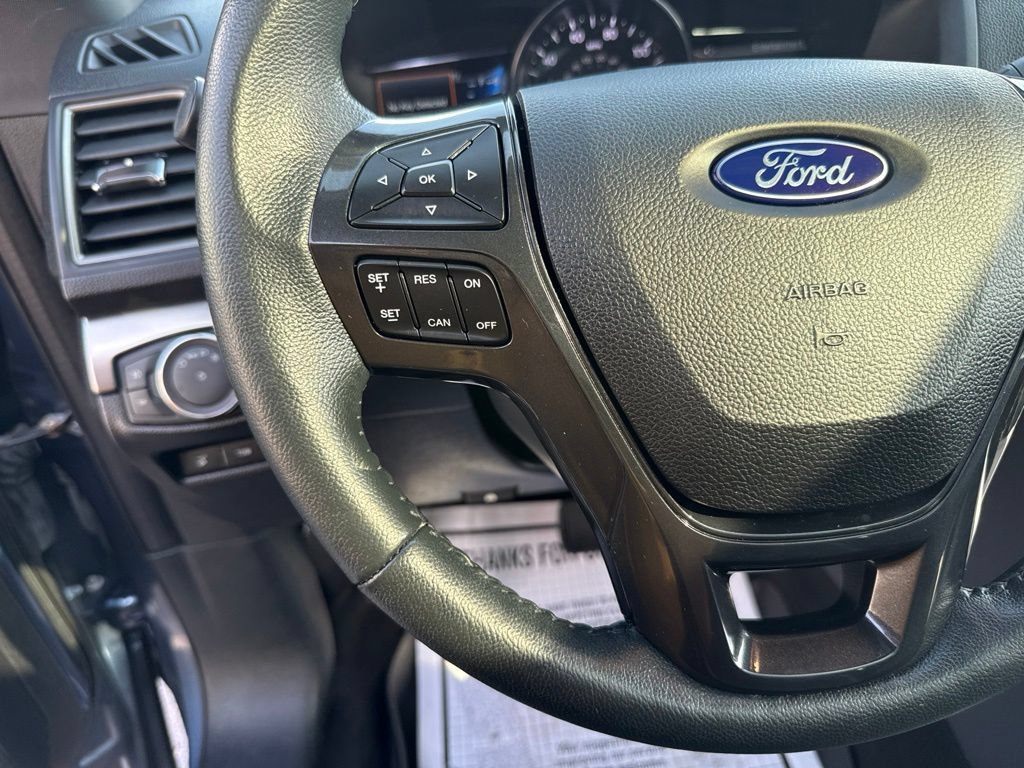 Used 2019 Ford Explorer XLT w/ Equipment Group 202A AWD/4WD image 20