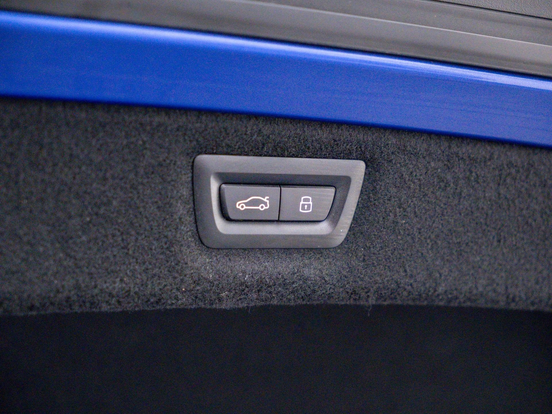 Used 2024 BMW M850i xDrive Convertible image 31