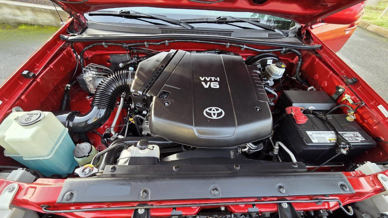 Used 2009 Toyota Tacoma V6 4x4 4dr Double Cab 6.1 ft. image 11